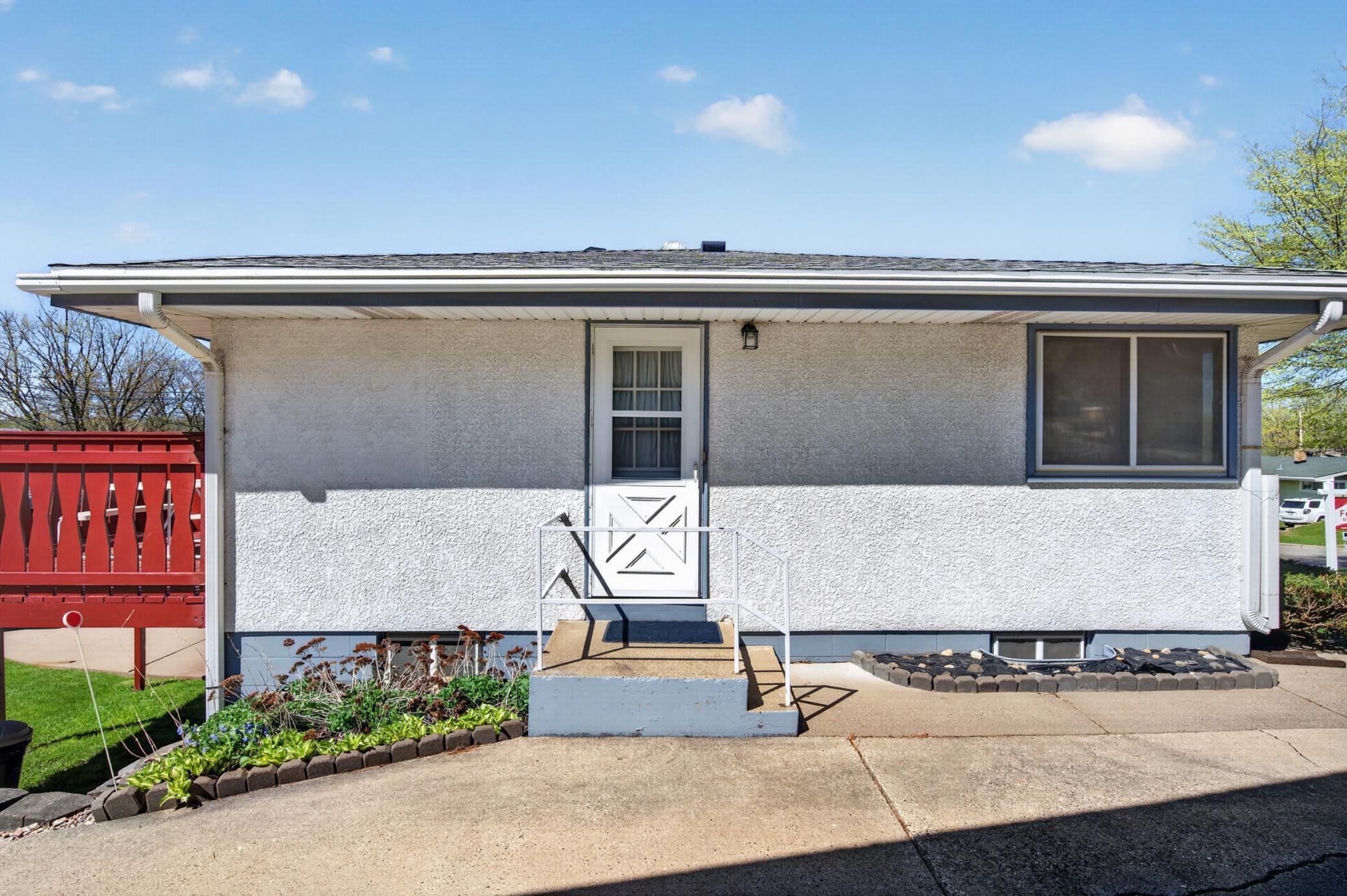 37_1456 wilson ave_04242026_0032.jpg