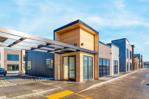 5165 44th Street S, Fargo, ND 58104