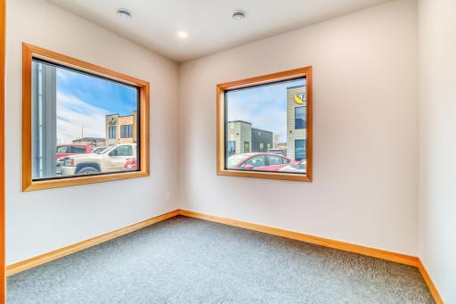 5165 44th Street S, Fargo, ND 58104