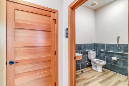 5165 44th Street S, Fargo, ND 58104