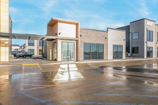 5165 44th Street S, Fargo, ND 58104