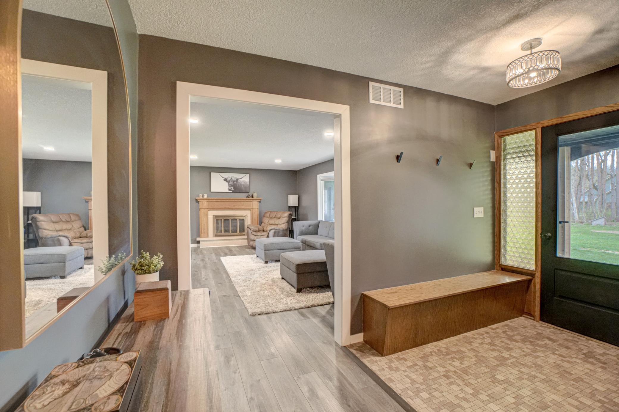 980 Rosabell St-32 - Copy.jpg