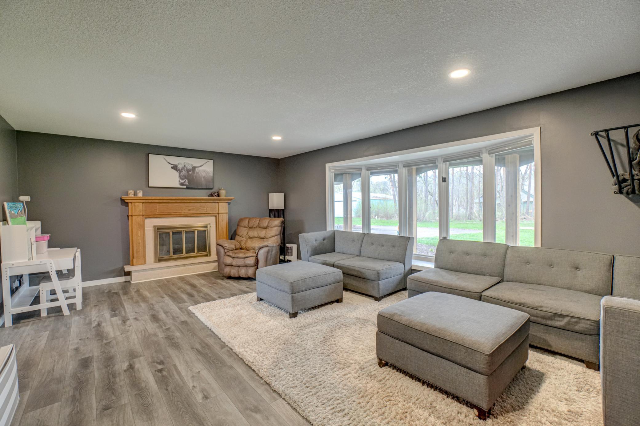 980 Rosabell St-38 - Copy.jpg