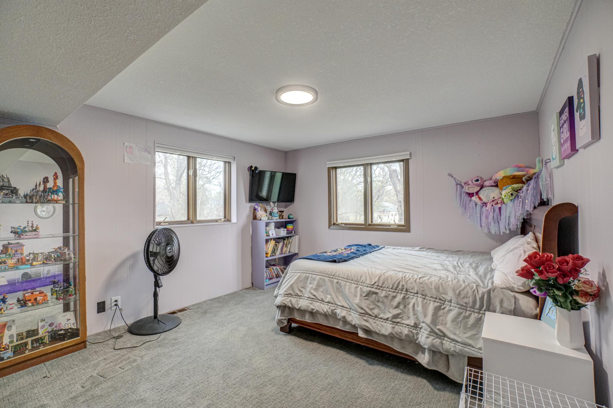 980 Rosabell St-97.jpg