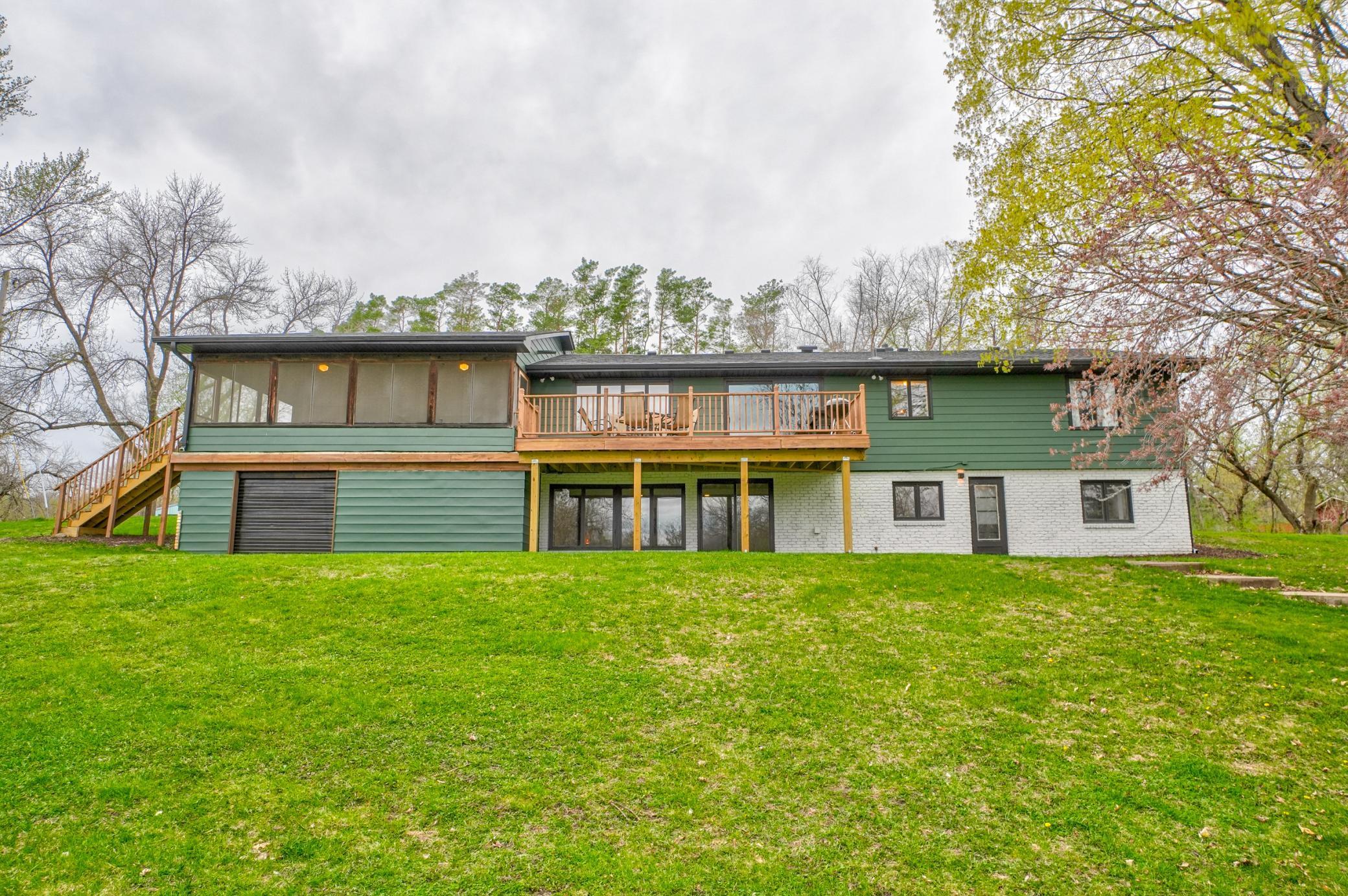 980 Rosabell St-122.jpg