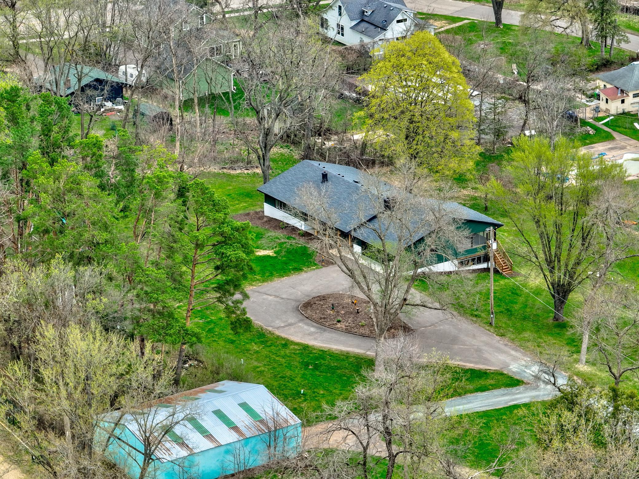 980 Rosabell St-143.jpg