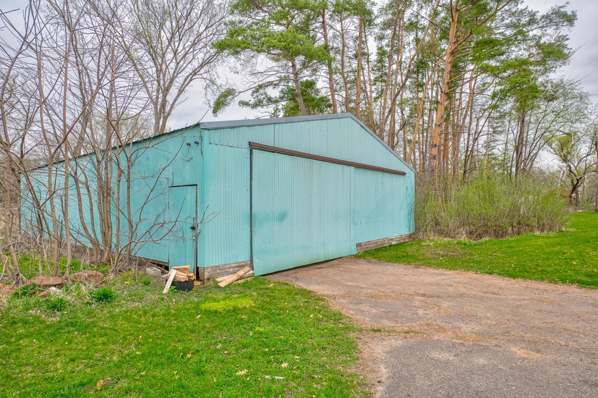 980 Rosabell St-9.jpg