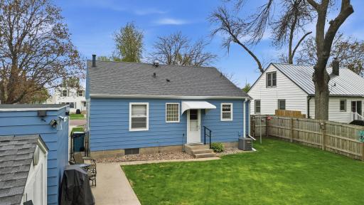 216 7th Avenue SE, Waseca, MN 56093