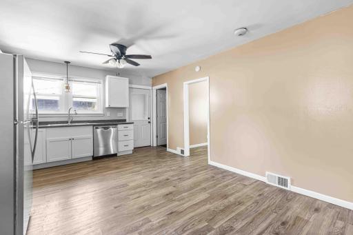 713 13th Street N, Moorhead, MN 56560