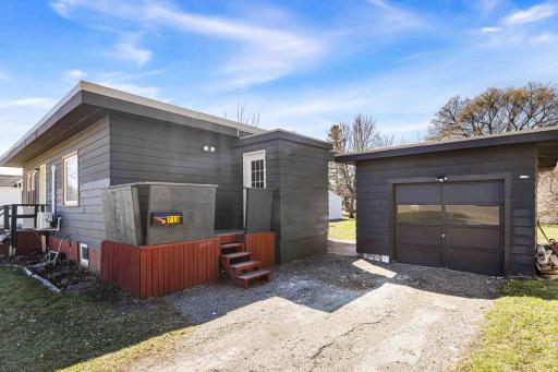 713 13th Street N, Moorhead, MN 56560