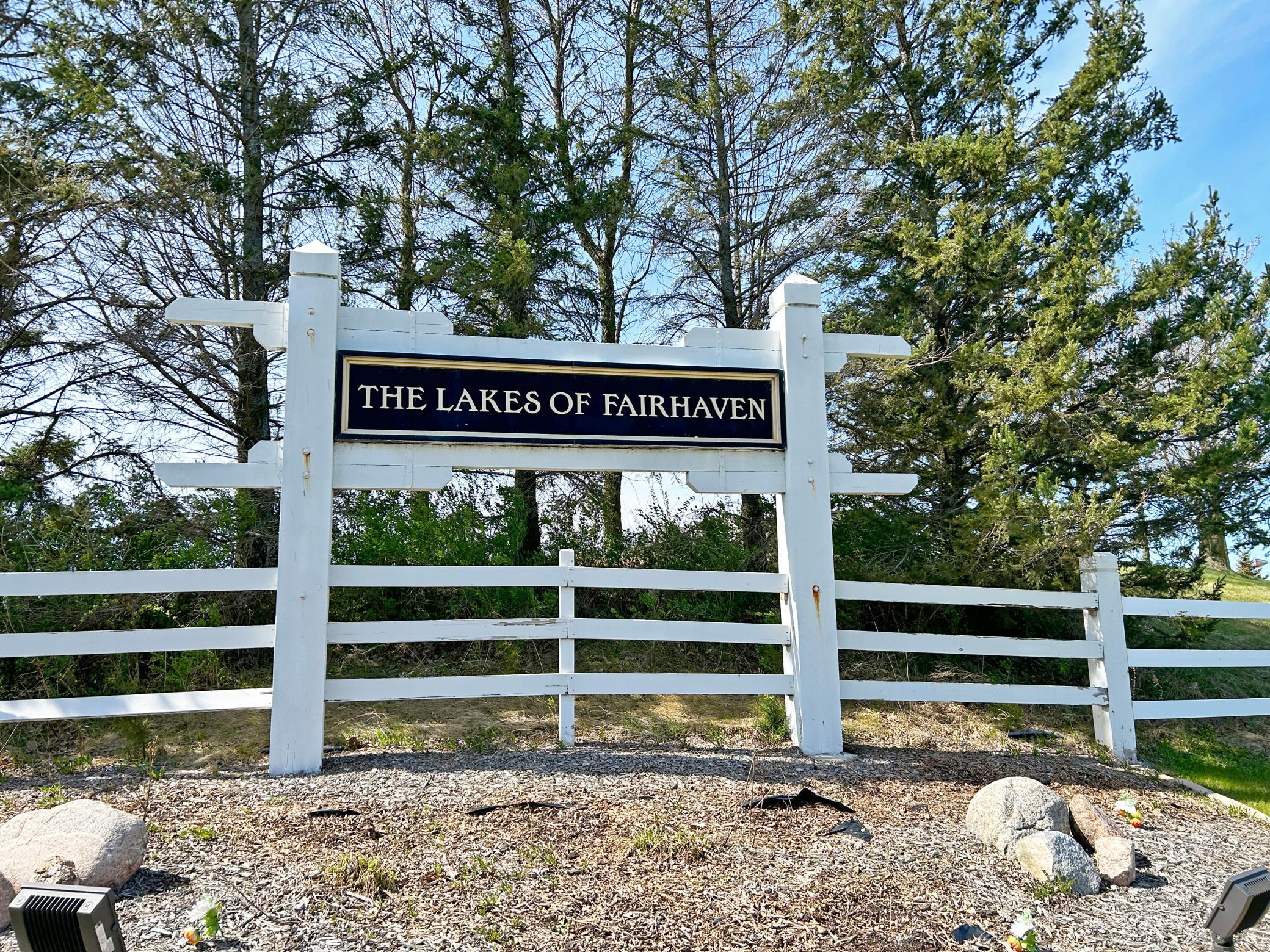 Welcome to The Lakes of Fairhaven Development. This is an upscale development just west of downtown Fairhaven.