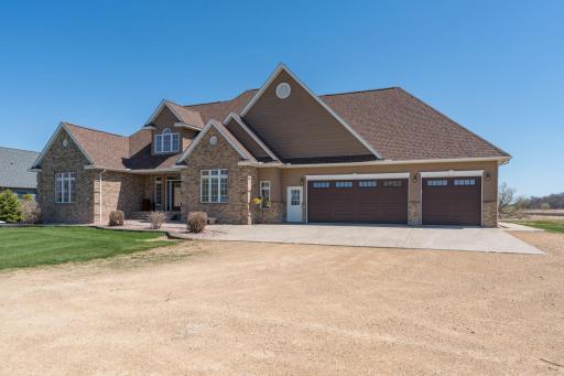 22643 Oriole Circle, Madison Lake, MN 56063