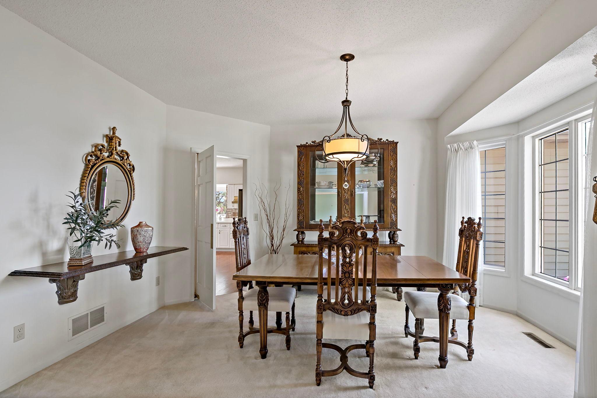 67-web-or-mls-8923 Highland Bay, Woodbury, MN_0070.jpg