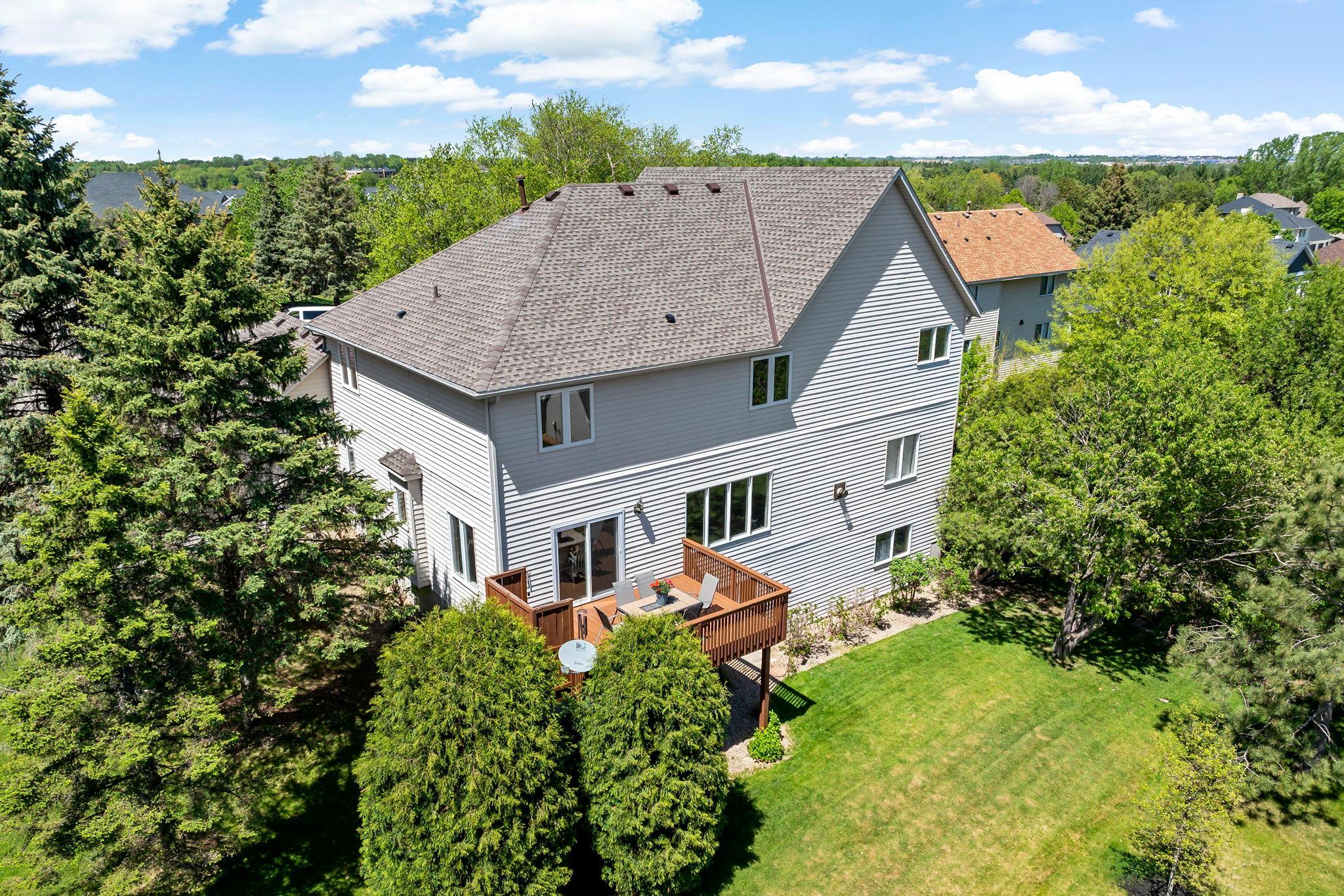 75-web-or-mls-8923 Highland Bay, Woodbury, MN_0002.jpg
