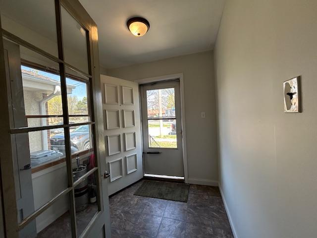 712 6th Front Entry Shared MLS 2.JPG