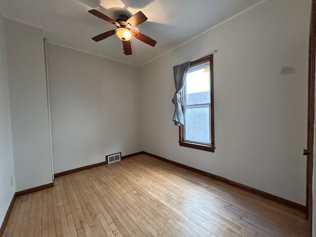 712 6th Main Bdrm MLS 3.JPG