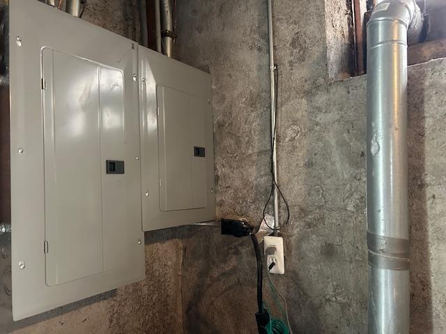 712 6th Electrical Panels.JPG