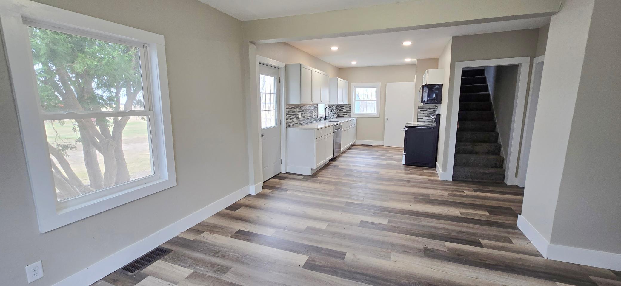 Living Room & Kitchen