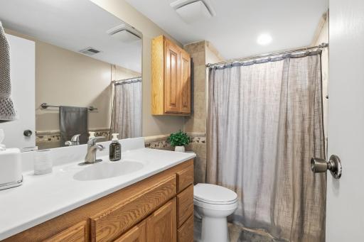 8750 Darnel Road, Eden Prairie, MN 55344