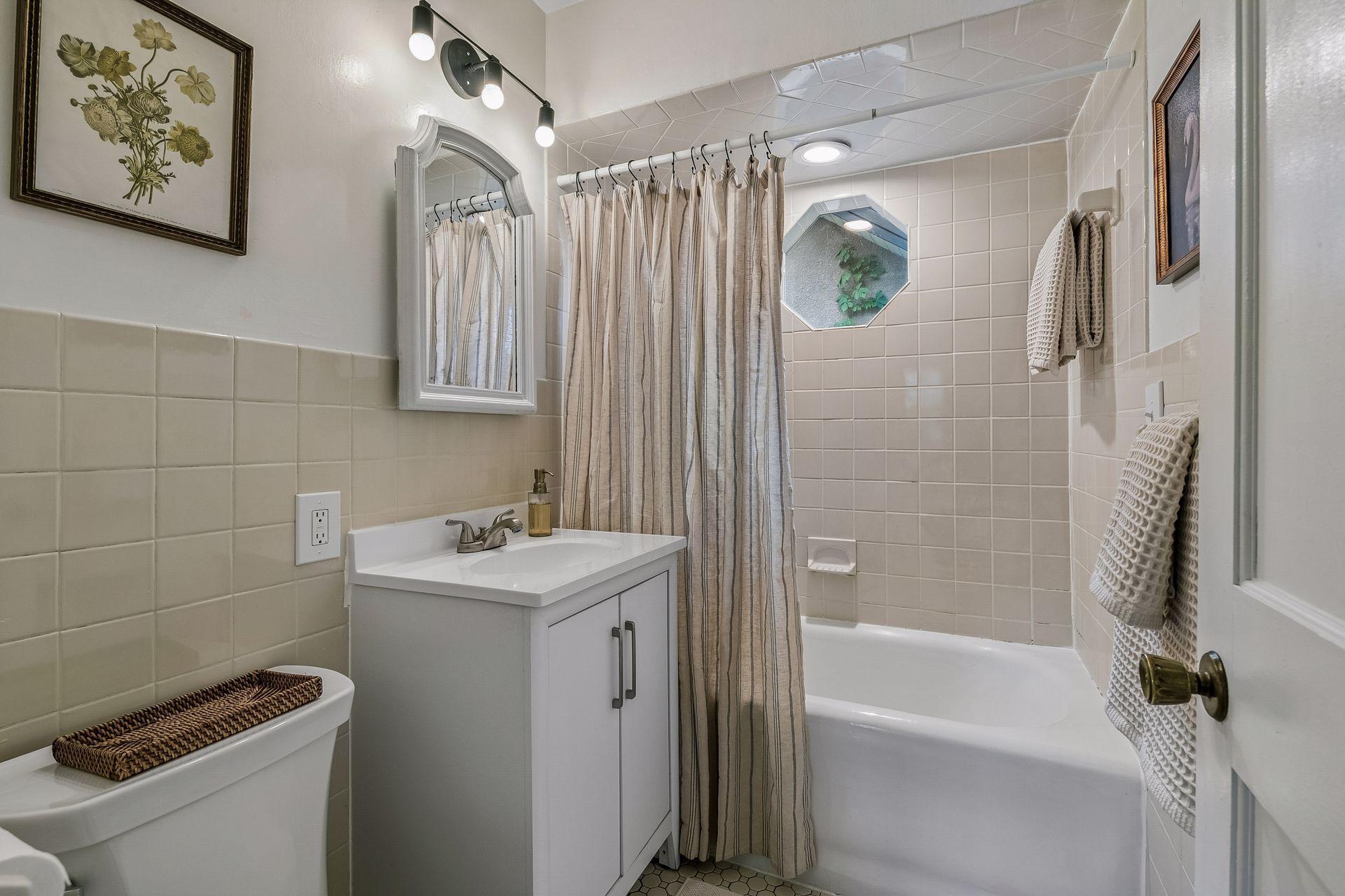 Full Bath
