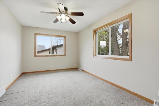 6560 49th Street N, Saint Paul, MN 55128