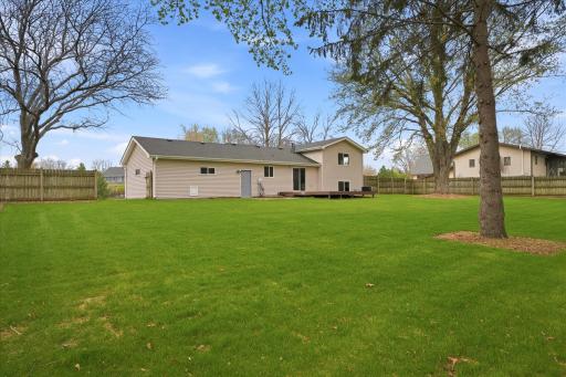 6560 49th Street N, Saint Paul, MN 55128