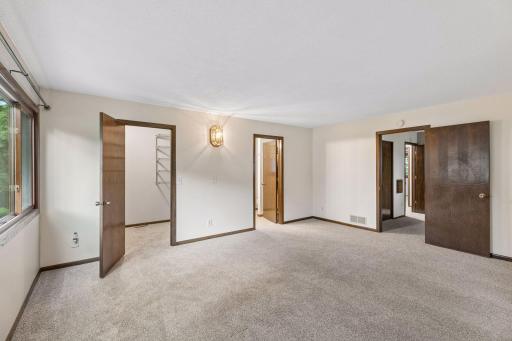 6966 Inskip Avenue S, Cottage Grove, MN 55016