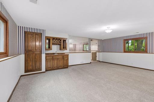 6966 Inskip Avenue S, Cottage Grove, MN 55016