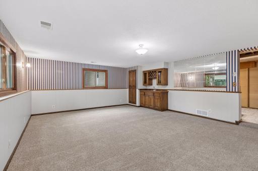 6966 Inskip Avenue S, Cottage Grove, MN 55016