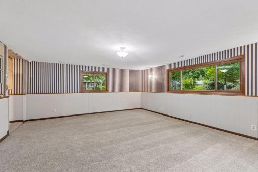 6966 Inskip Avenue S, Cottage Grove, MN 55016