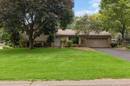 6966 Inskip Avenue S, Cottage Grove, MN 55016