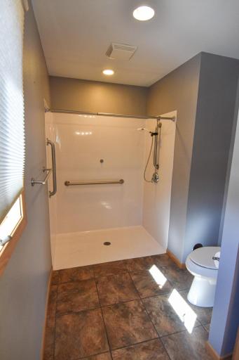 203 E Fletcher Avenue, Warren, MN 56762