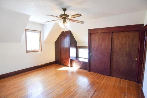 203 E Fletcher Avenue, Warren, MN 56762