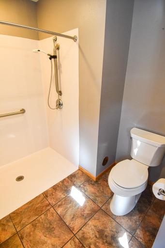 203 E Fletcher Avenue, Warren, MN 56762