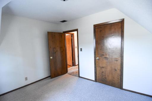 203 E Fletcher Avenue, Warren, MN 56762