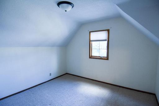 203 E Fletcher Avenue, Warren, MN 56762