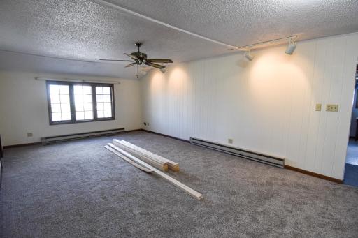 203 E Fletcher Avenue, Warren, MN 56762