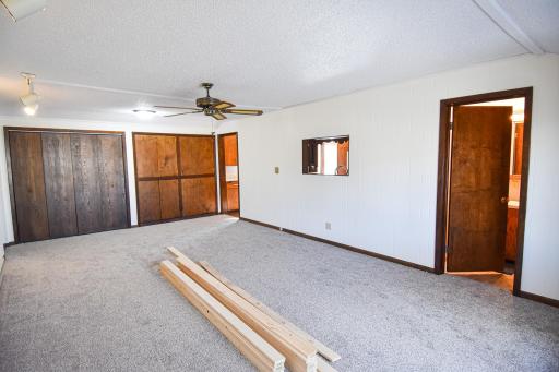 203 E Fletcher Avenue, Warren, MN 56762