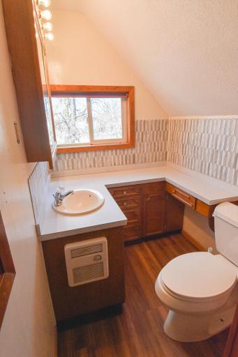 203 E Fletcher Avenue, Warren, MN 56762