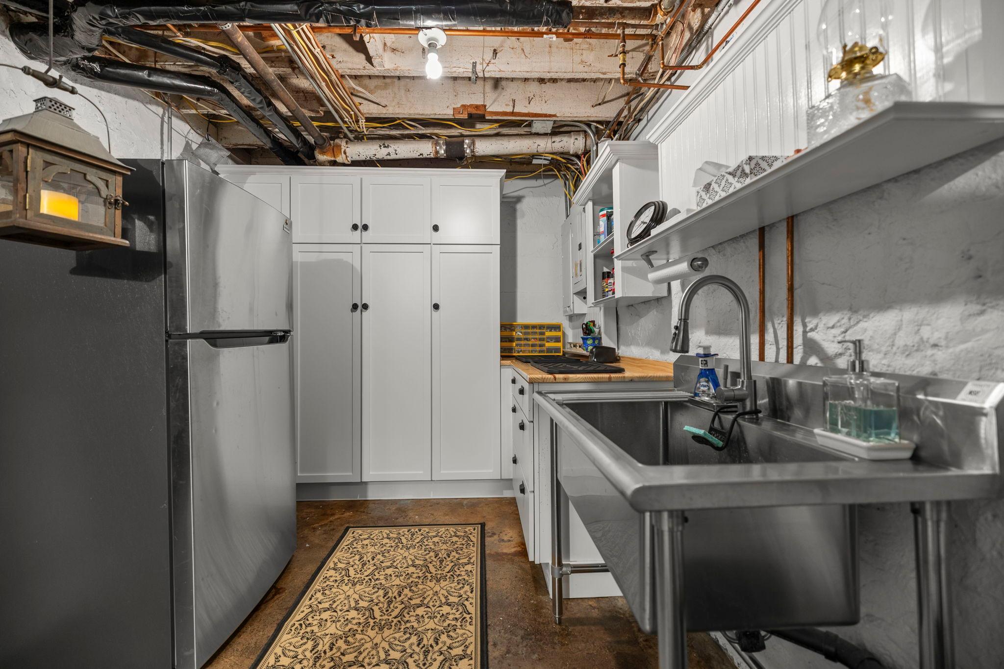 129-web-or-mls-620 Pine St W-90.jpg