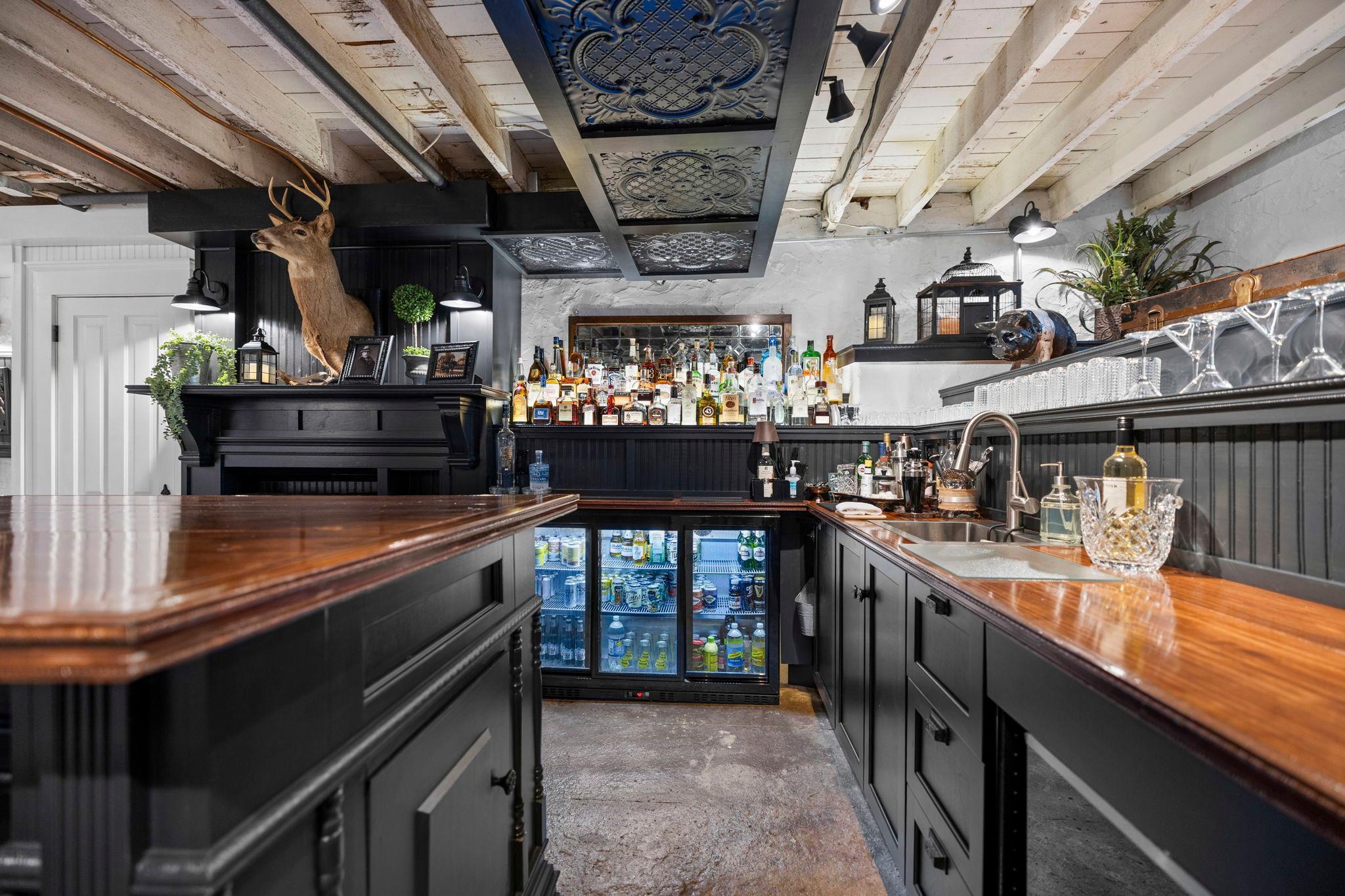 150-web-or-mls-620 Pine St W-210.jpg