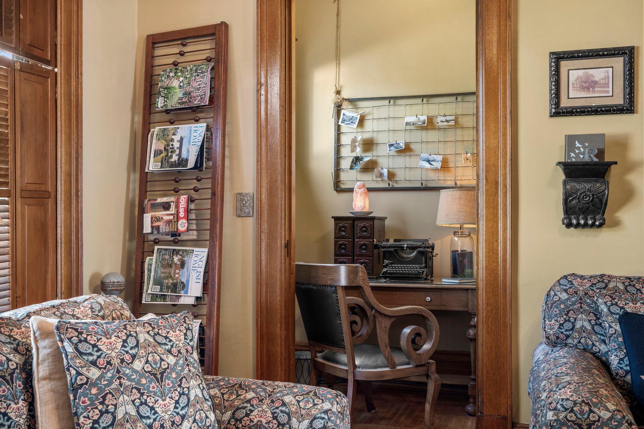 47-web-or-mls-620 Pine St W-330.jpg