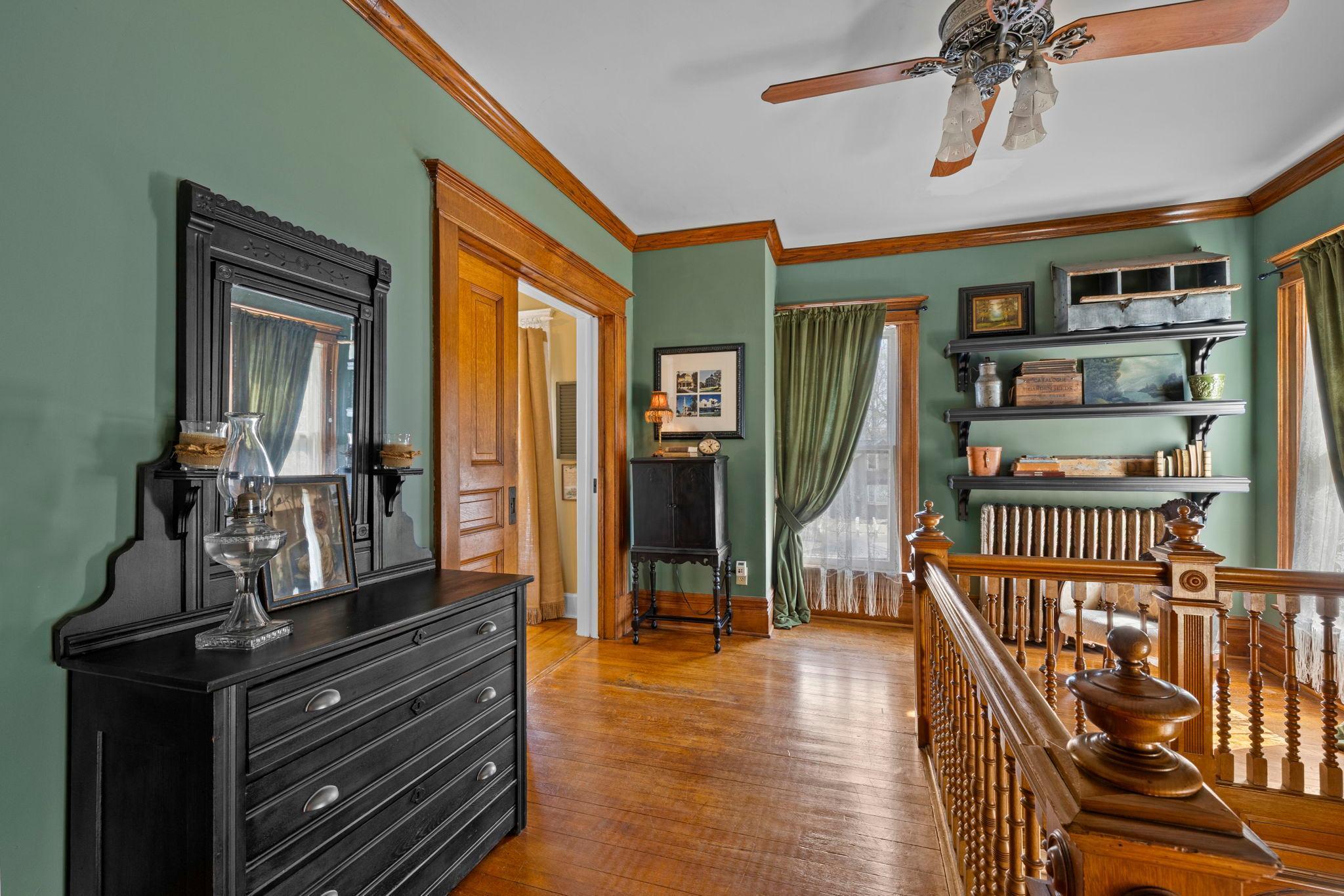 78-web-or-mls-620 Pine St W-425.jpg