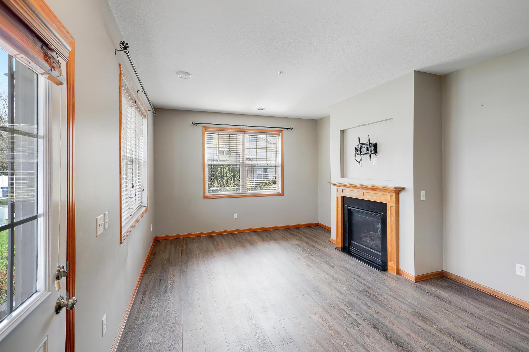 Large Living Room with Gas Fireplace