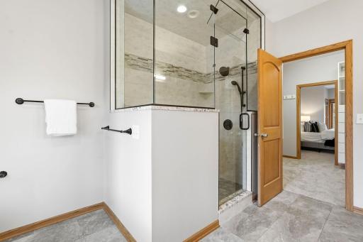 164 Bank Street SE, Minneapolis, MN 55414