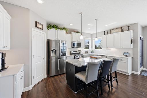 137 6th Street NW, Delano, MN 55328