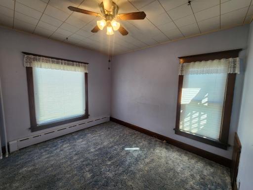 304 2nd Avenue SE, Pipestone, MN 56164