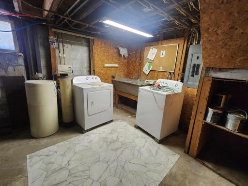 304 2nd Avenue SE, Pipestone, MN 56164