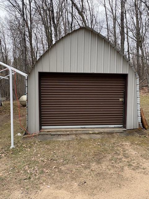 METAL SHED