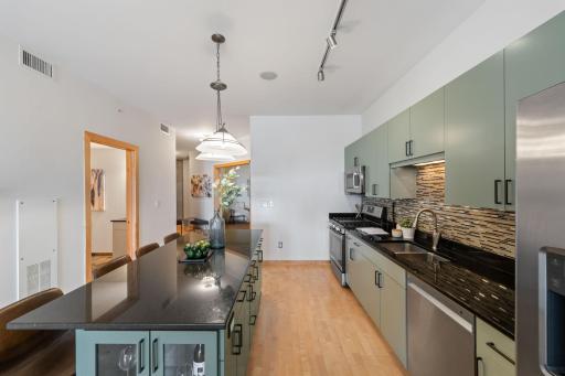 212 N 1st Street, 409, Minneapolis, MN 55401